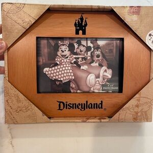 Disneyland Photo Frame NEW